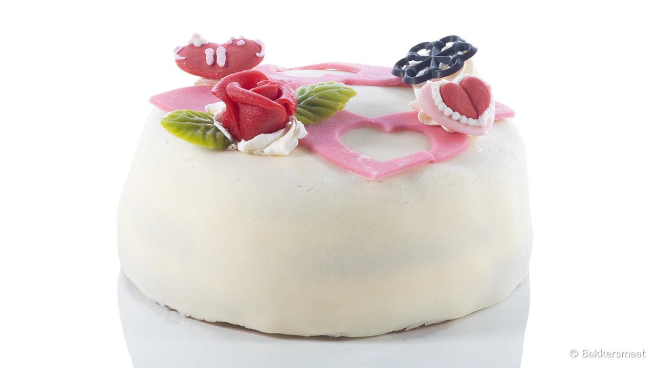 Rond taartje marsepein omtrokken